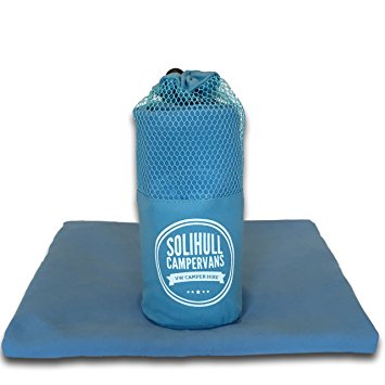 Microfibre Sports and Travel Towel with Hanging Loop and Bag. 150cm x 80cm, Lightweight, Compact, Super Absorbent and Fast Drying - Great for Camping, Swimming, Gym, Yoga, Beach, School, Pilates and Travelling