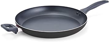 T-fal A74009 Specialty Nonstick Giant Family Fry Pan Cookware, 13-Inch, Black