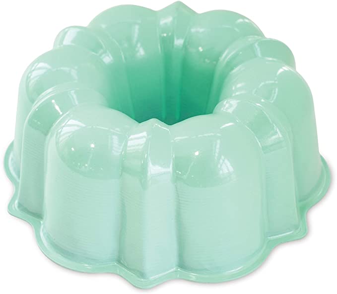 Nordic Ware Formed Bundt Pan, Mint