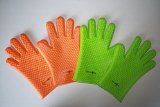Perfect Protection Silicone Cooking and BBQ Gloves  New  Heaviest Thickest Gloves Mean Better Protection for You Green