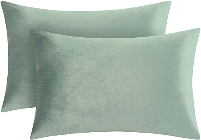 PHF Velvet Pillowcase, King Size, 20" x 36", Set of 2, Super Soft and Cozy Luxury Solid Color Pillow Cases, Green, Envelope Closure