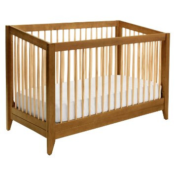 DaVinci Highland 4-In-1 Convertible Crib with Toddler Rail, Chestnut with Natural