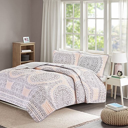 Comfort Spaces - Adele Mini Quilt Coverlet Set - 3 Piece - Blush - Printed Medallions Pattern - Full / Queen size, includes 1 Quilt, 2 Shams