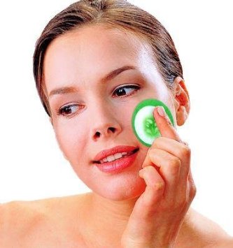 Beauty Formulas Cucumber Cooling Eye Pads 12 Pads