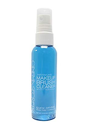 Cinema Secrets Professional Brush Cleaner, 2Oz by Cinema Secrets, Inc.