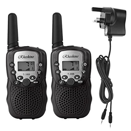 Walkie Talkies, Rheshine 2pcs Kids Walkie Talkie Children Walky Talky PMR446MHz 3 KM Range 0.5W 8 Channels 2 Way Radio with Rechargeable Battery, UK Charger, Built-in LED Torch Toy VOX LCD Display (1 Pair Black)