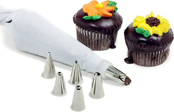 Norpro 8 Piece Cake/Decorating Set