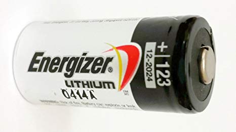 Pack of 10 Energizer EL123 3 Volt Lithium Battery - Bulk Pack - with FREE Clear Battery Storage Holder Case