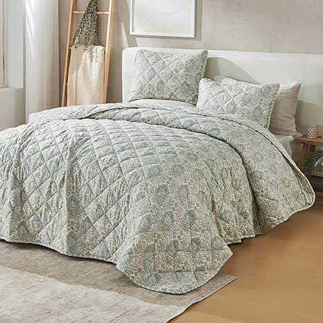 Twin Quilt Set with Sham, Blue Taupe Floral Decor Bedding Set, All-Season, Lightweight Bedspreads. Reversible, Boho Bedding. (Twin/Twin XL, Blue Taupe Floral)