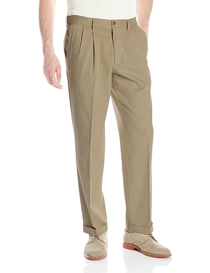 Dockers Men's Comfort Stretch Khaki Classic-Fit Pleated Pant