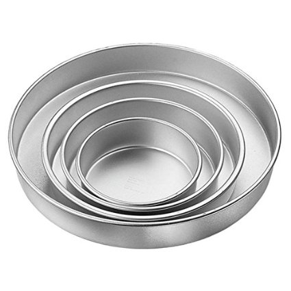 Wilton Performance Cake Pans Round Pan 4 Piece Set