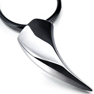 INBLUE Men's Stainless Steel Pendant Necklace Silver Tone Sharp Spear Wolf Tooth -With 20 Inch Cord