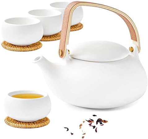 ZENS Ceramic Teapot Set, Matte White Loose Leaf Teapot Infuser and 4 Cup Gift Set, 800ml Modern Japanese Tea Pot with Wood Handle & Rattan Coasters Sets for Adults