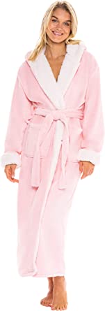 Alexander Del Rossa Women's Warm Fleece Robe with Hood, Long Plush Sherpa Bathrobe for Winter