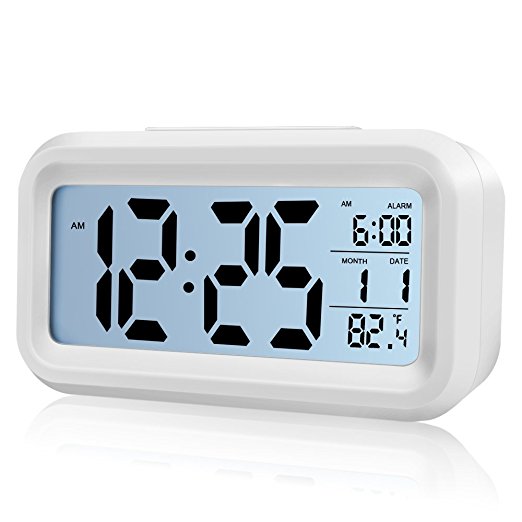 XUZOU Digital Alarm Clock Battery Operated- Alarm Clocks Bedside- Temperature Display- Snooze and Large Display- Smart Night Light - Battery Operated Alarm Clock and Home Alarm Clock. (White)