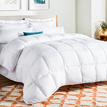 LinenSpa White Goose Down Alternative Quilted Comforter with Corner Duvet Tabs, Cal King Size