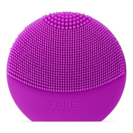 FOREO LUNA Play Plus Facial Cleansing Brush