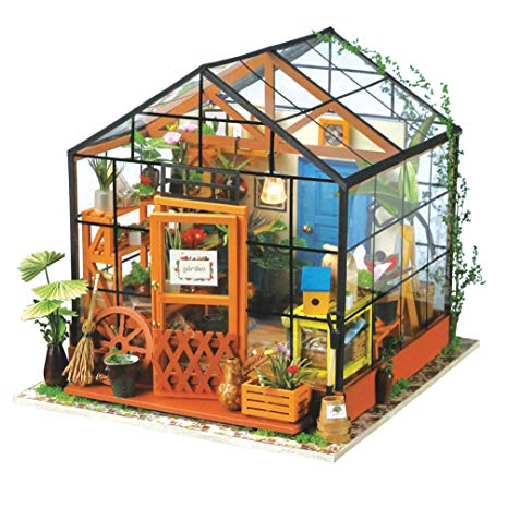 Fat Brain Toys DIY Miniature Model Kit: Gracie's Greenhouse
