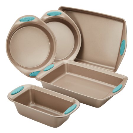 Rachael Ray(r) Cucina Nonstick Bakeware 5-Piece Set, Latte Brown with Agave Blue Handle Grips