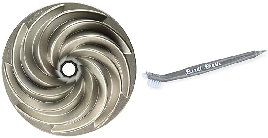 Nordic Ware Platinum Collection Heritage Bundt Pan & Ultimate Bundt Cleaning Tool