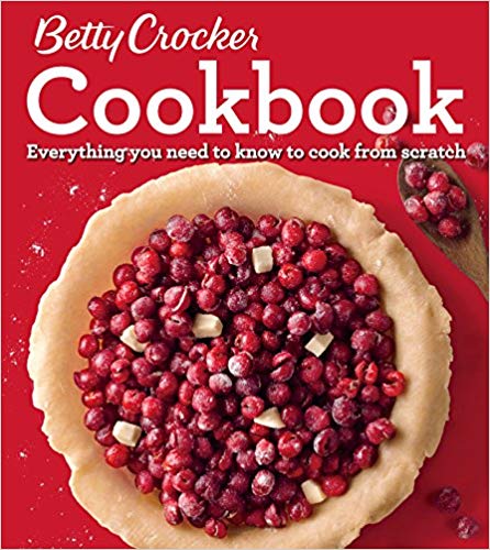 Betty Crocker Cookbook, 12th Edition: Everything You Need to Know to Cook from Scratch (Betty Crocker's Cookbook)