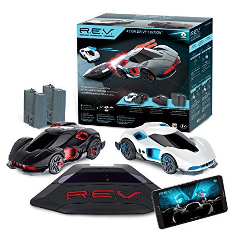 WowWee REV Deluxe (2 cars, ramp and recharge kit)