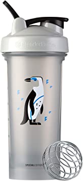 BlenderBottle Arctic Animals Classic Shaker Bottle Perfect for Protein Shakes and Pre Workout, 28-Ounce Penguin