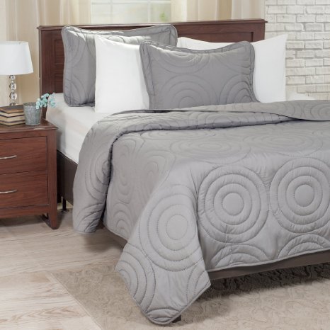 Lavish Home Solid Embossed 3 Piece Quilt Set - Full/Queen - Silver