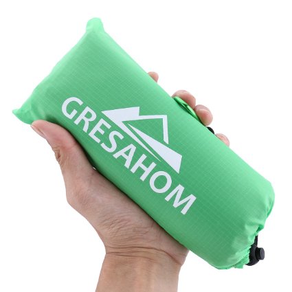 Pocket Blanket, Picnic / Beach Blanket with Sand Pocket & 4 Stakes, Gresahom Outdoor Blanket Made from Lightweight Waterproof & Sandproof Material for Camping, Beach, Hiking with Carabiner and Pouch