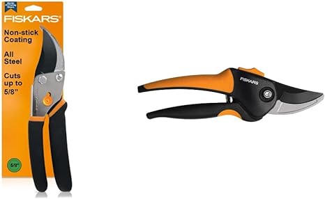 Fiskars 9109 Traditional Bypass Pruner & 7943 Softgrip Bypass Pruner