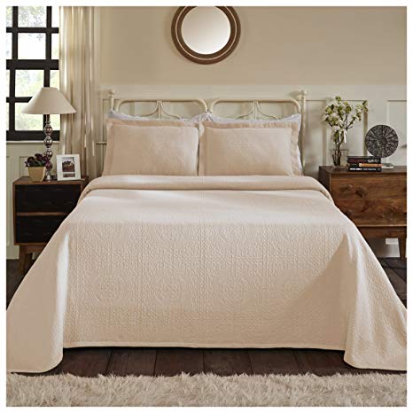 Superior 100% Cotton Medallion Bedspread with Shams, All-Season Premium Cotton Matelassé Jacquard Bedding, Quilted-look Floral Medallion Pattern - Full, Peach