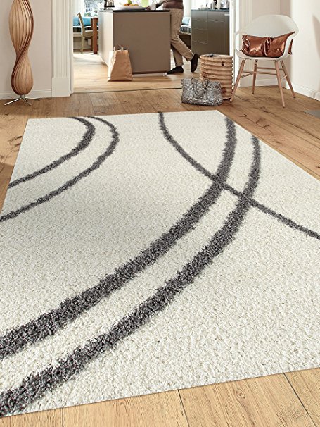 Rugshop Cozy Contemporary Stripe White-Grey Indoor Shag Area Rug, 5'3" x 7'3", Cream