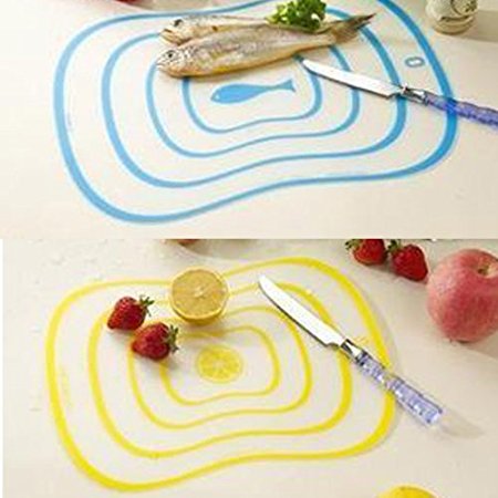 Urparcel Random Color Ultra Thin Mini Flexible Food Safety PP Chopping Cutting Board Mat Support Size M