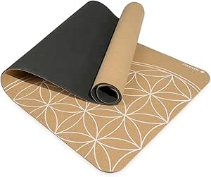 Navaris Cork Yoga Mat - Non-Slip Natural Eco-Friendly Fitness Mat with Shoulder Strap - Perfect for Pilates, Hot Yoga, Outdoor Sports