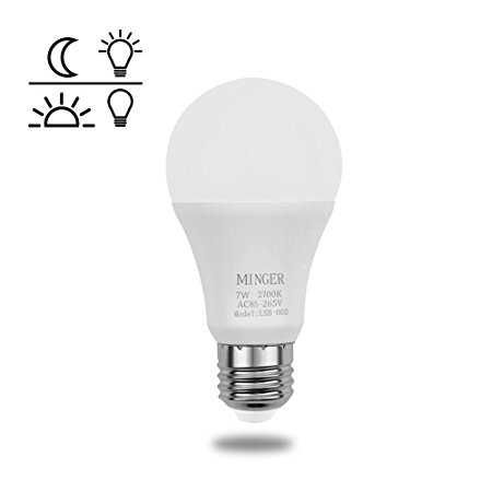 MINGER Sensor Lights Bulb, 7W Smart Automatic Dusk to Dawn LED Bulbs with Auto on/off, Indoor / Outdoor Lighting Lamp for Porch, Hallway, Patio, Garage (E26/E27, 600lumen, Warm White)