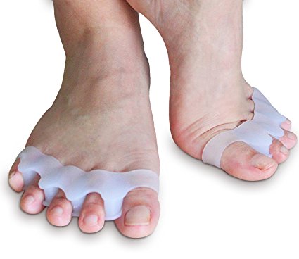 Toe Separators, Gel Straighteners Separators  To Provide Cushioning and Relieve Bunion Pain by Toe Separators