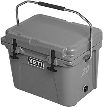 YETI Roadie 20 Cooler, Charcoal