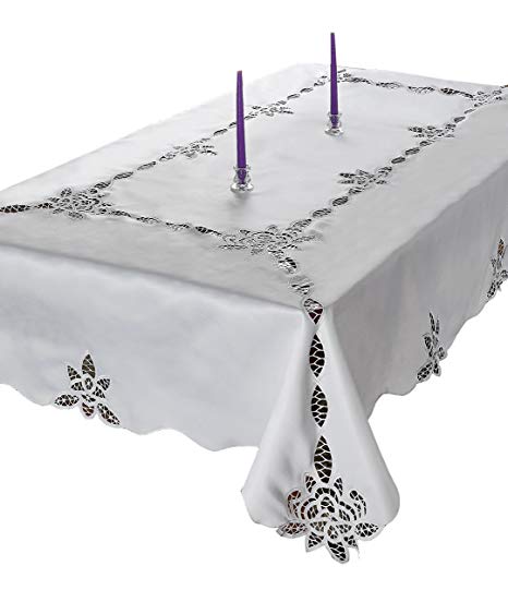 Violet Linen Betenburg Lace Design Oblong/Rectangle Tablecloth, 52" x 70", White