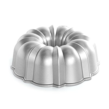 Nordic Ware Pro Cast Original Bundt Pan, 12 Cup