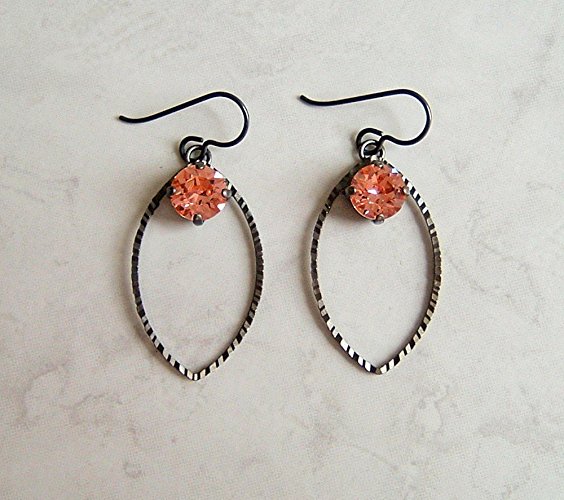 Peachy Rose Pink Round Crystal Swarovski Elements Niobium Earrings Black Brass