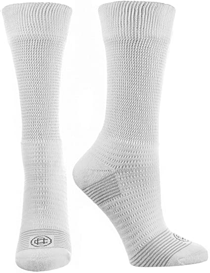 Doctor's Choice Women's Diabetic & Neuropathy Crew Socks, Non-Binding Cushion Crew Sock with Aloe, Antimicrobial, Ventilation, and Seamless Toe, 2-Pairs, White, Medium: Womens Shoe Size 6-10