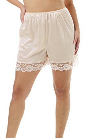 Underworks Pettipants Nylon Culotte Slip Bloomers Split Skirt 4-inch Inseam