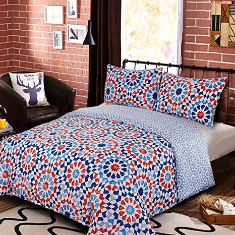 NTBAY 3 Pieces Duvet Cover Set Brushed Microfiber Blue and Red Geometric Printed Reversible Design with Hidden Zipper, Queen Size