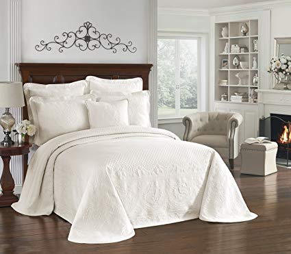 HISTORIC CHARLESTON Bedspreads Coverlet - King Charles Collection 120" x 114" Size 100% Cotton Oversized Matelasse Bed Spread, King/Cal King, Ivory