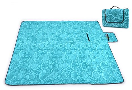 ZOMAKE Beach Picnic Blanket Mat 59 x 79 Inches for Picnic, Beach, Traveling, Camping, Hiking, With Warm Fleece Aluminum Foil Pad Water-resistant Outdoor Foldable Blanket Mat Fit up to 3 people