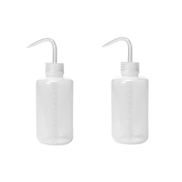 2PCS 250ML 8.5OZ White Empty Graduated Plastic Squeeze Wash Bottles with Curved Tip Nozzle Water Oil Condiment Sauce Holder Refillable Container Jars Sprinklers Can Pot Dispensers Gardening Tools