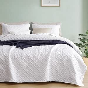 PHF Quilt Bedding Set King Size - Lightweight Summer Bedspread, 3PCS Soft Breathable Geometric Pattern Bedding Coverlet for All Season, Drop Nicely Quilt 106" x 96"with 2 Pillow Shams, Coconut White