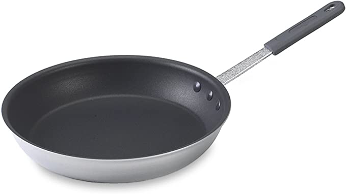 Nordic Ware Restaurant Cookware 12.25 Inch Skillet