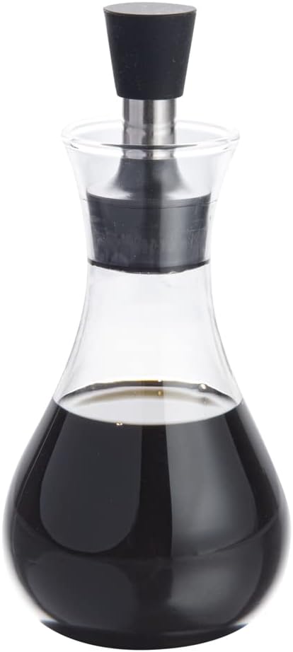 Restaurantware Forma 8 oz Glass Oil Bottle - Borosilicate - 4" x 4" x 6" - 1 count box