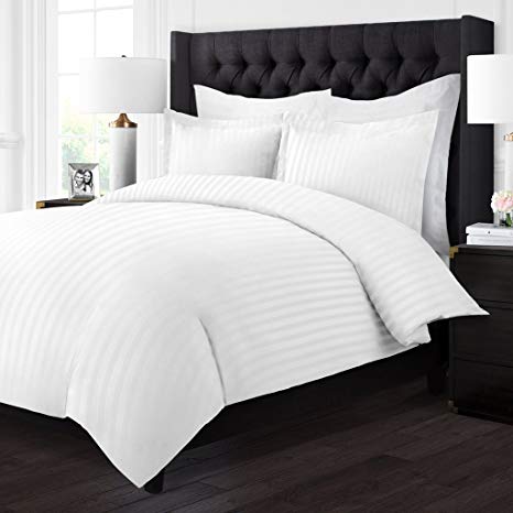 Beckham Hotel Collection Luxury Soft Brushed Microfiber Duvet Cover Set with Embossed Stripe Pattern - Full/Queen - White
